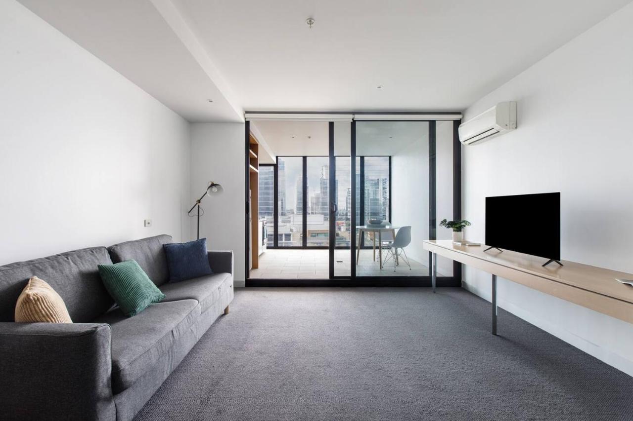 Apartment Flinders Street Simplicity Overlooking The Yarra *