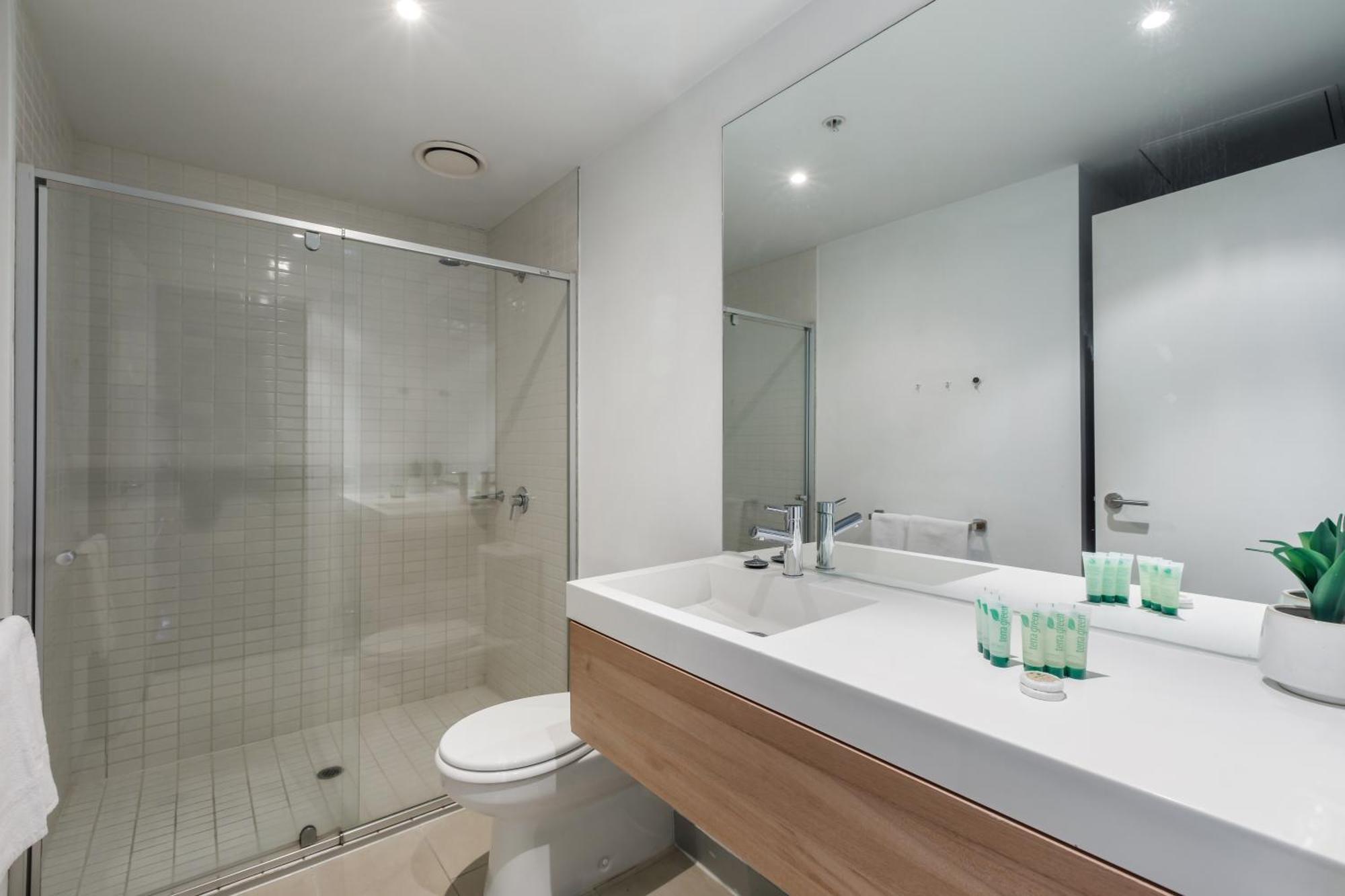 Apartment Flinders Street Simplicity Overlooking The Yarra *